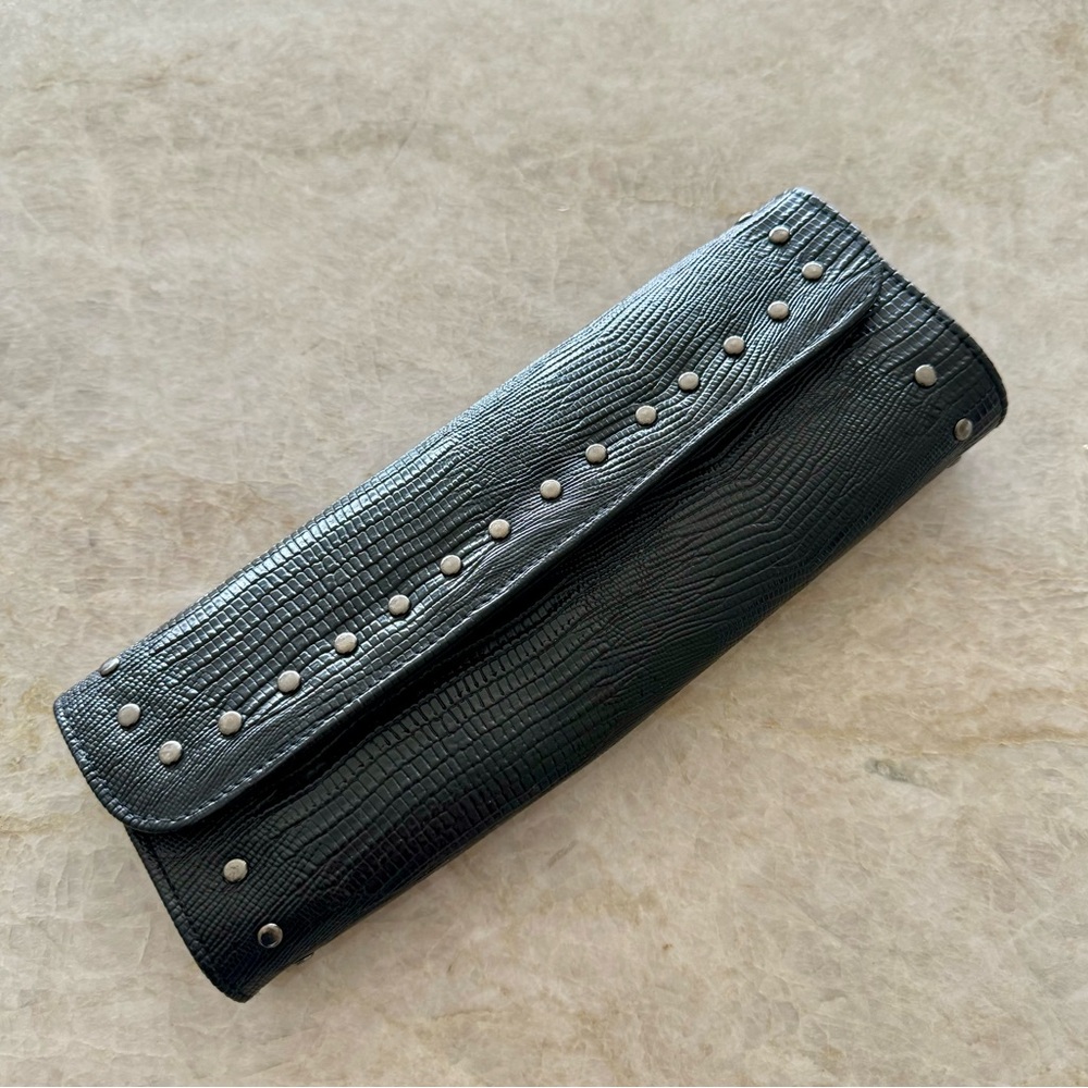 ❤️ Dana Buchman Studded Reptile Embossed